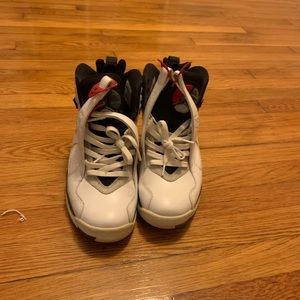Jordan retro 8 “Bugs Bunny” size 8.5